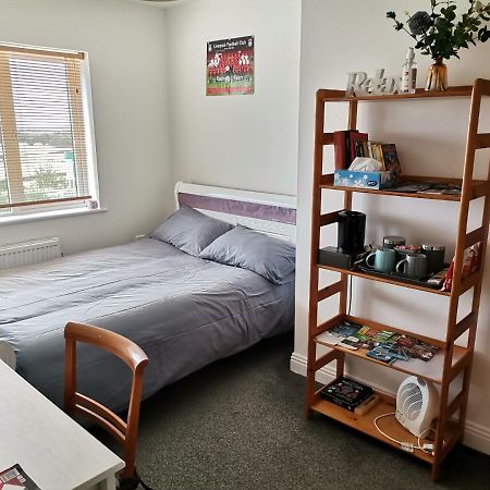 Bright And Cozy Room With Double Bed, Private Bathroom Not Ensuite, Breakfast To Go Dublin Dış mekan fotoğraf